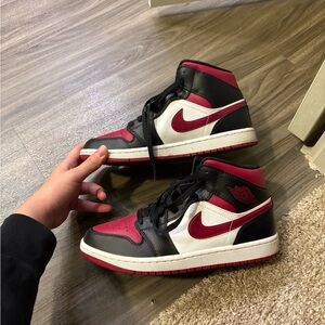 Jordan 1 Noble Red